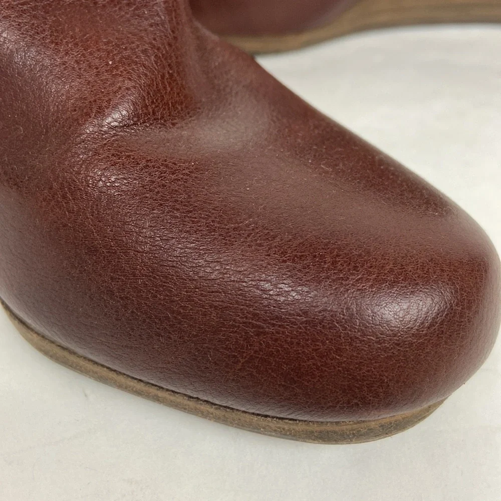 Dr. Scholls Cool Fit Memory Foam Double Vegan Leather Faux Suede Wedge Bootie